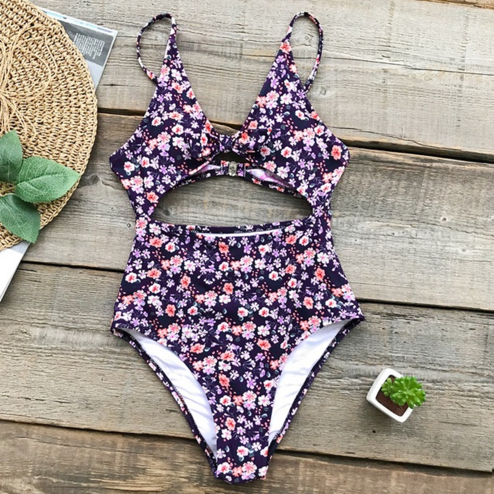 Cupshe Endlessly Alluring Bowknot One Piece
